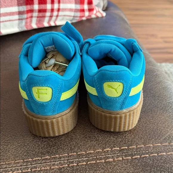 Fenty x Puma
Leather trainers nwot - Picture 4 of 8